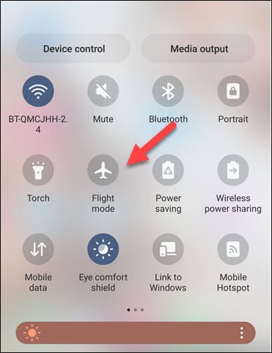 How to Disable Instagram Read Receipts Using Airplane Mode image 2