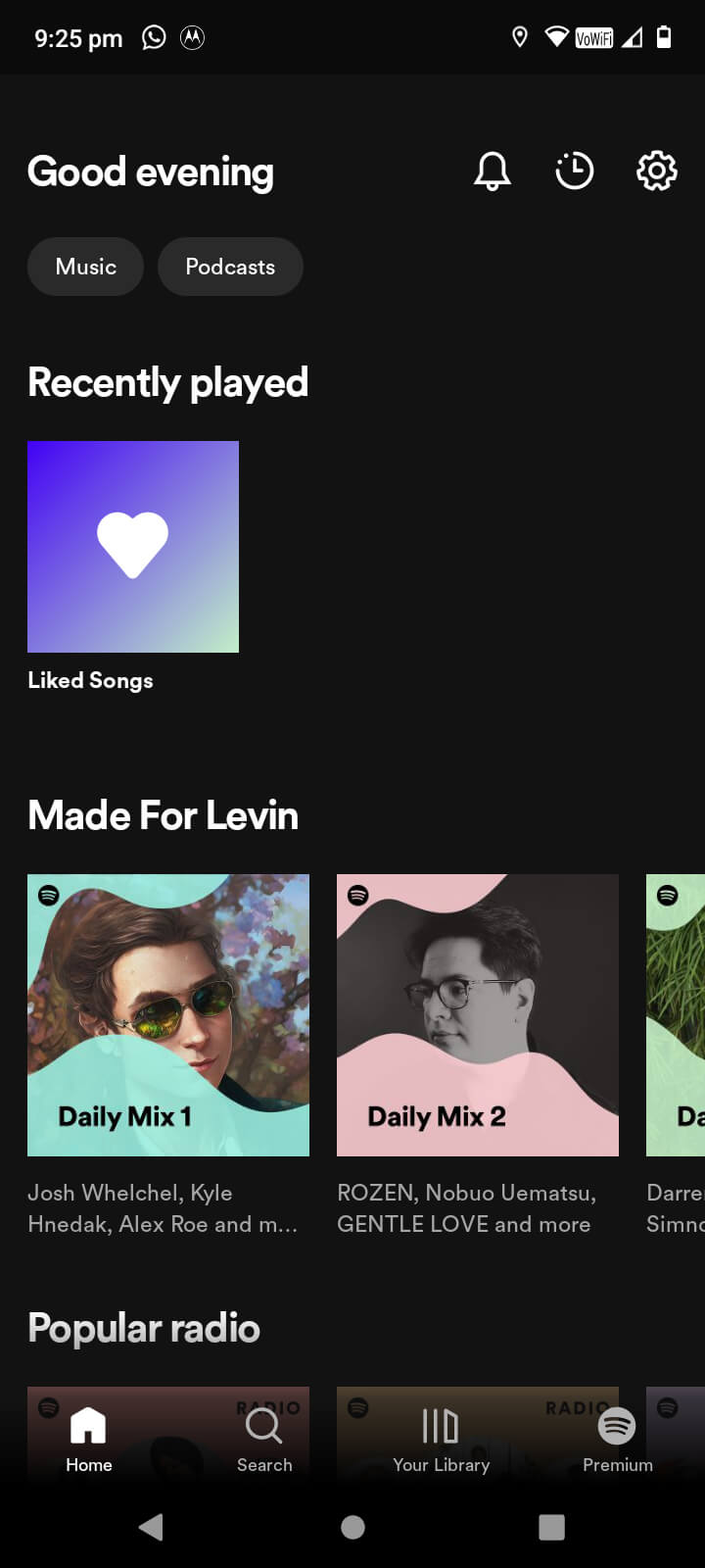 How to Shuffle a Spotify Playlist on Mobile image