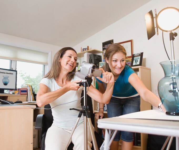 How To Sell Photos Online image
